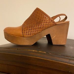 Free People Clogs, size 40